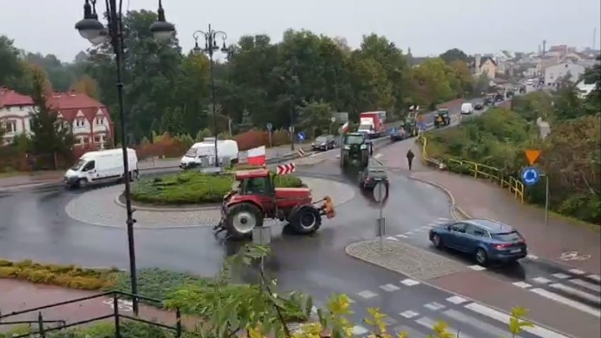 Rolnicy protestujący w Sępólnie całkowicie na pewien czas...