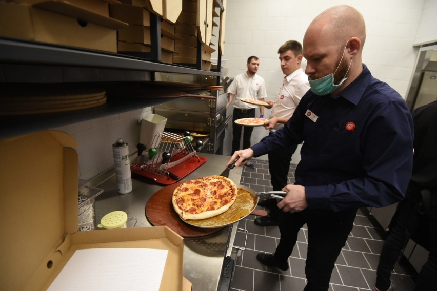 Dzisiaj (23.11) sieć Pizza Hut otworzyła w Toruniu pierwszą...