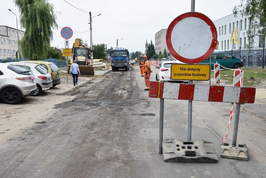 W piątek ruszyły prace drogowe na ul. Kordeckiego przy...