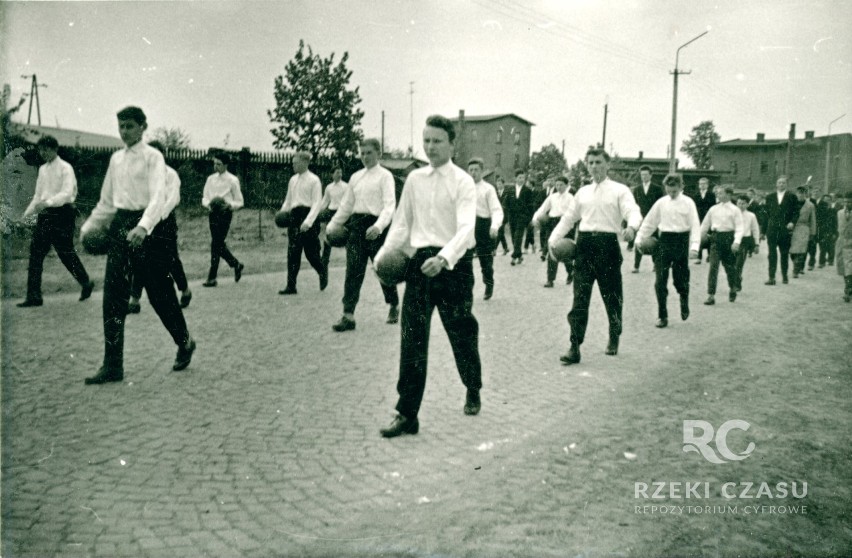 Kronika Liceum w Obornikach 1948-1963 [ZDJĘCIA]