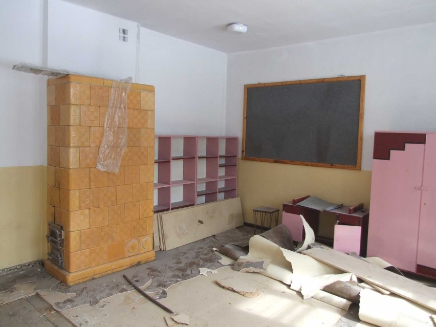 Koniec sporu o byłą szkołę w Niwiskach