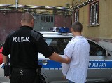 Bielsko-Biała: Zaatakował gościa stalowym prętem, a później ruszył na policjantów.