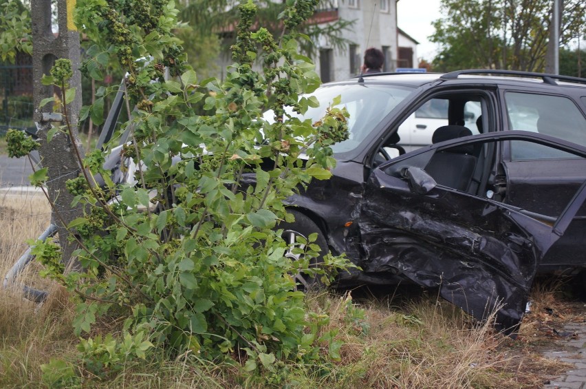 Kolejny wypadek na skrzyżowaniu grozy w Konopnicy[Zdjęcia]