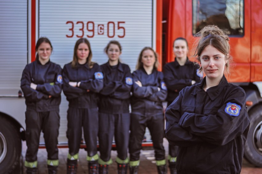 Strażaczki z OSP Pruszcz Gdański w wyjątkowej sesji na Dzień Kobiet. Zobaczcie zdjęcia!