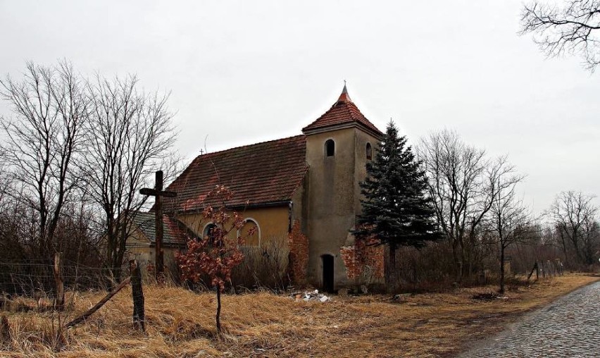 Wróblin Głogowski - stoi tam kościół pw. świętej Heleny