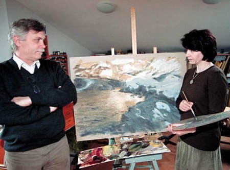 Andrzej i Małgorzata Kacperkowie w sumie malują ok. 300 obrazów rocznie.