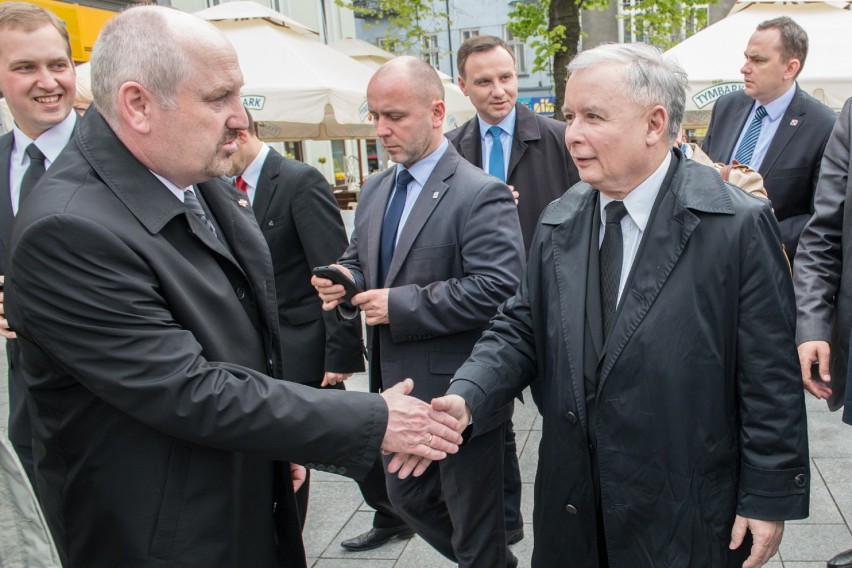 Jarosław Kaczyński zwiedził Muzeum Dom Rodzinny Jana Pawła II [ ZDJĘCIA]