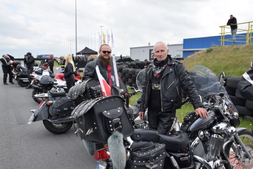  I Zlot Motocyklowy w Pszczółkach. Grali i zbierali dla sparaliżowanej młodej mamy Kasi Wondołowskiej [ZDJĘCIA< WIDEO]