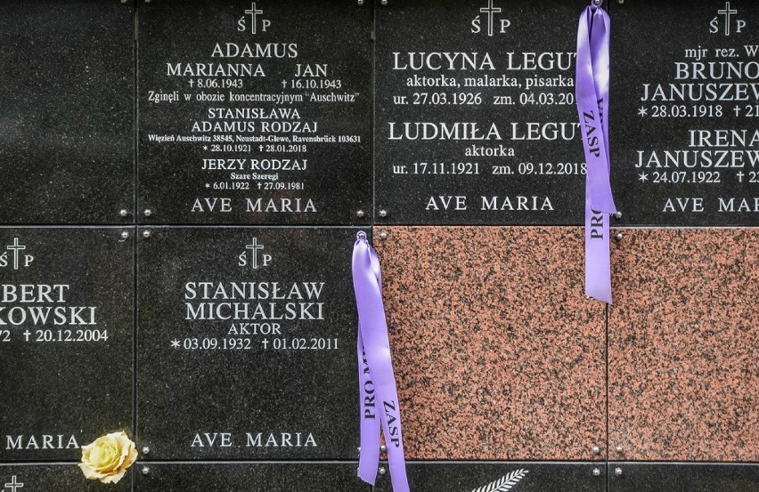 Groby znanych Pomorzan. Tu spoczywają Maciej Kosycarz, Marian Mokwa, Sopocki Parasolnik czy matka Czesława Miłosza [zdjęcia]
