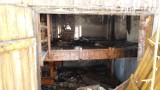 Tak prezentuje się młyn w Sienicznie po pożarze. Ogień strawił dach, piętra oraz część wyposażenia. Zobaczcie zdjęcia