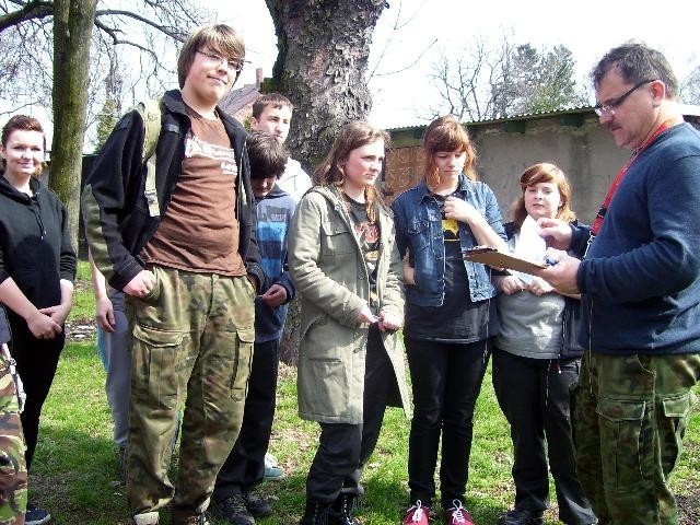 Miejski etap Ogólnopolskiego Turnieju Turystyczno-Krajoznawczego w Rudzie Śląskiej. Wygrało I LO