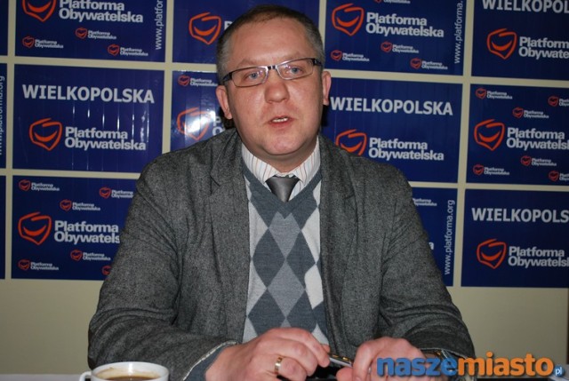 Poseł Łukasz Borowiak zlecił przeprowadzenie ankiety wśród mieszkańców ws. leszczyńskiego rynku.