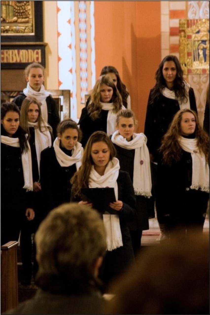 Młodzież zaśpiewała dla papieża