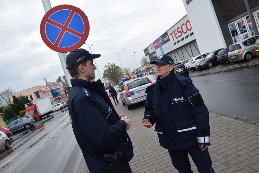 Sieradzcy policjanci ruszyli do walki z plagą parkowania w niedozwolonych miejscach