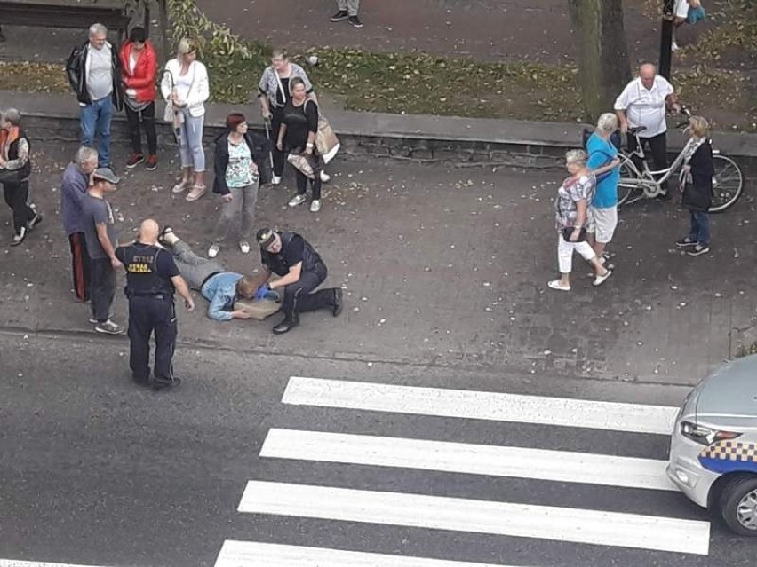 Kobieta potrącona na przejściu dla pieszych przy Parku Miejskim w Wejherowie