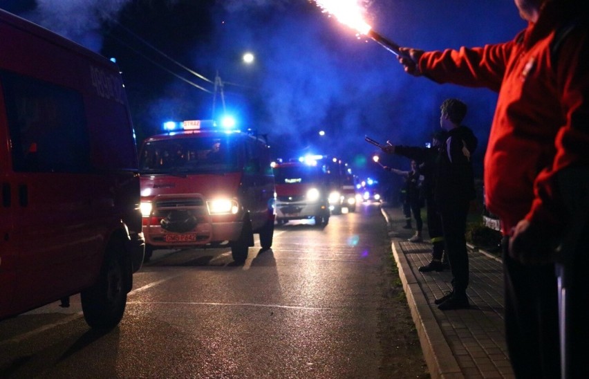 Gm. Miłoradz. OSP Kończewice z nowym samochodem ratowniczo-gaśniczym. Wcześniej służył strażakom w Gdyni