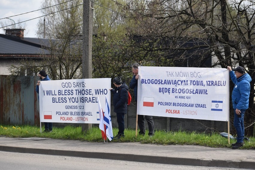 W Marszu Żywych 2023 w Oświęcimiu udział wzięło ponad 10...