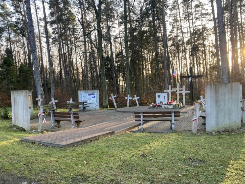 "Pod biało-czerwoną" - ogólnopolski projekt, w którym bierze udział gmina Somonino