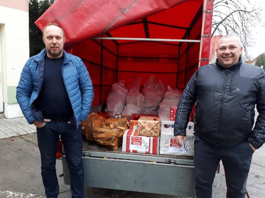 Szlachetna Paczka od przedszkolaków i policjanta z Janikowa