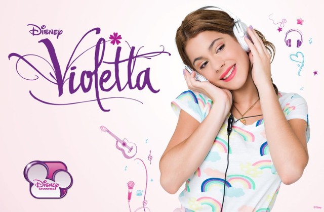 W Polsce serial Violetta był emitowany na kanale Disney Channel od 18 lutego 2013 oraz na kanale TVN 7 od 1 września 2014.

Obecnie możemy oglądać odcinki trzeciego sezonu Violetty.

Kiedy? Od poniedziałku do piątku (do 13 lutego) o godz. 16:00 i 20:00 na Disney Channel oraz w TVN 7 - od poniedziałku do piątku o godz. 18:00



Rozrywka na poznan.naszemiasto.pl - zobacz więcej