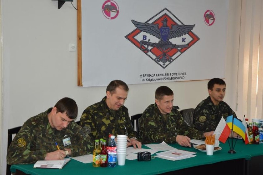 Żołnierze ukraińscy z wizytą u tomaszowskich kawalerzystów