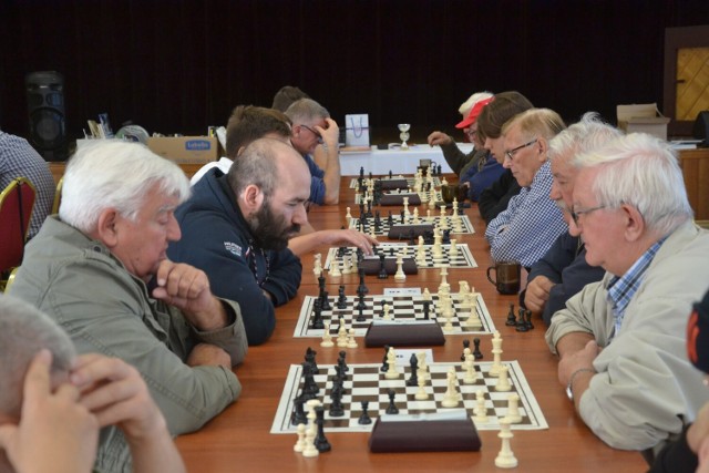 W sobotę, 9 października w sali widowiskowej w Wielgiem rozegrano VI Ogólnopolski Turniej Szachów Szybkic