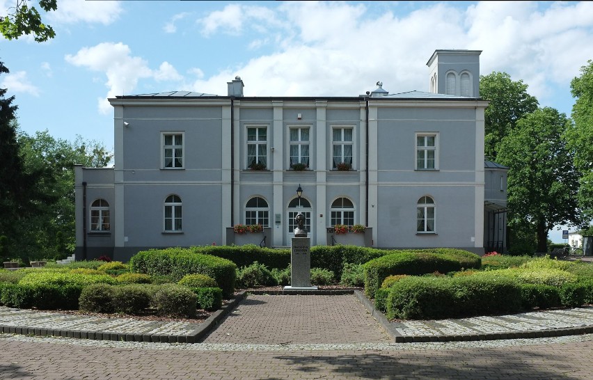 Ośrodek Chopinowski w Szafarni  jest zamknięty...