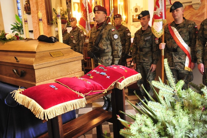 Kraków. Pogrzeb żołnierza AK majora Jerzego Krusensterna ps. Tom