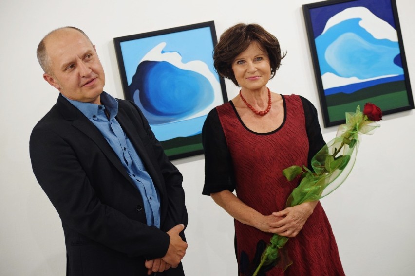 Wystawa malarstwa Piotra Staszczyka otwarta w BWA w Sieradzu (zdjęcia)
