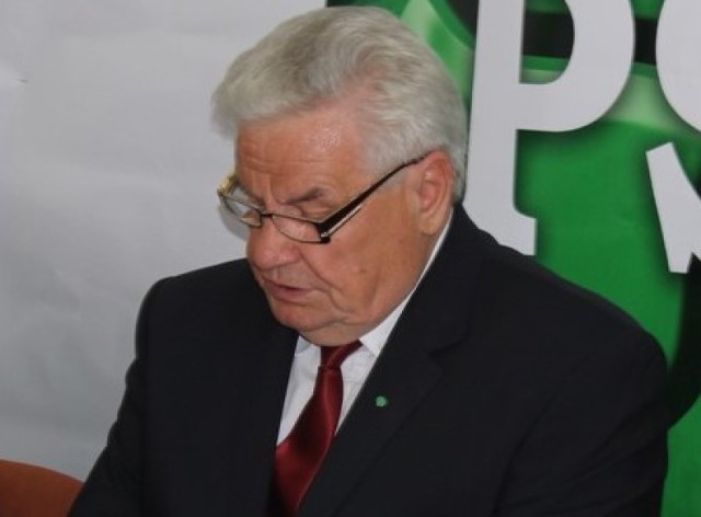 Czesław Cieślak z mandatem radnego