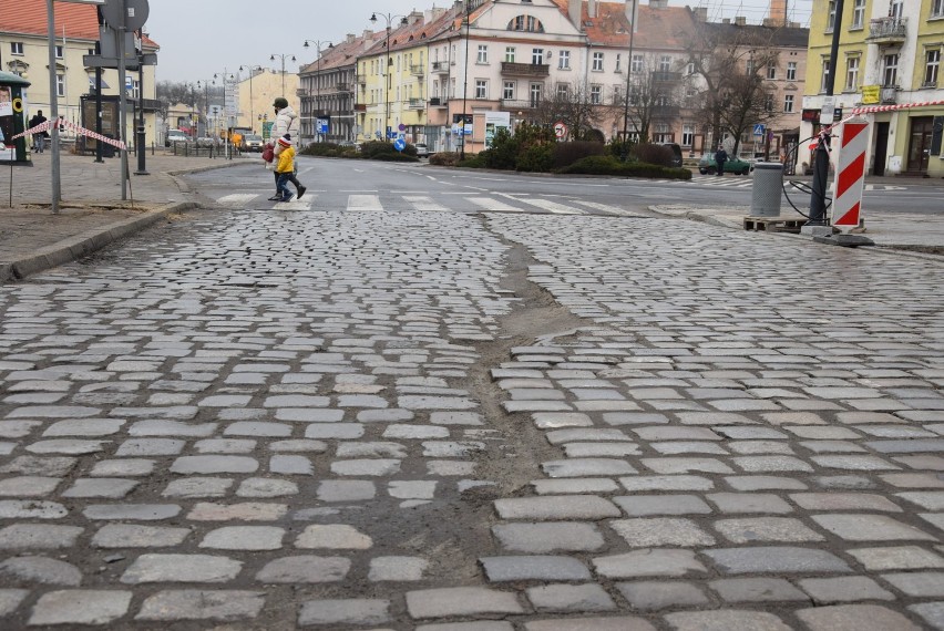 Tak wygląda wjazd na Zamkową od strony pl. Jana Pawła II