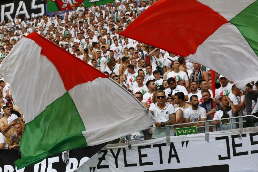 Legia Warszawa rozdaje darmowe bilety na mecz z Wisłą Płock....