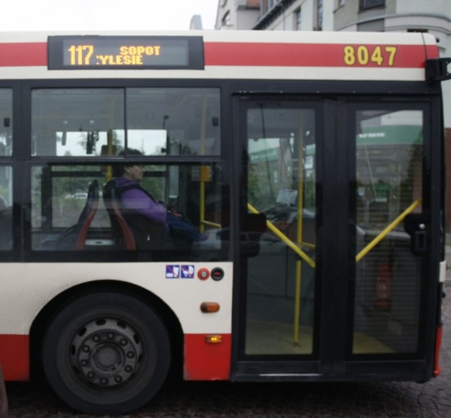 Nowy przystanek autobusowy  „Cmentarz Oliwski”obsługiwany będzie przez linię autobusową 117 w kierunku  „Sopot Osiedle Przylesie”