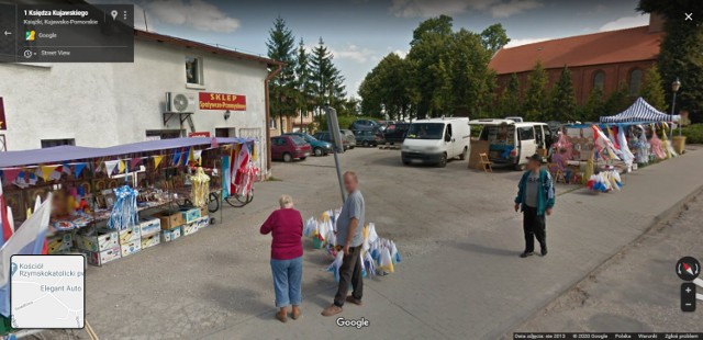 Na terenie gminy Książki w powiecie wąbrzeskim ostatni raz zdjęcia do Google Street View były robione w 2013 r. Z pewnością osoby, które zostały wtedy "przyłapane" będą zaskoczone tym, jak wtedy wyglądały, a może nawet będą miały problem z rozpoznaniem siebie