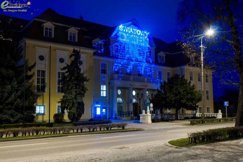 Światowy Dzień Wiedzy o Autyzmie. Podświetlą teatr na niebiesko