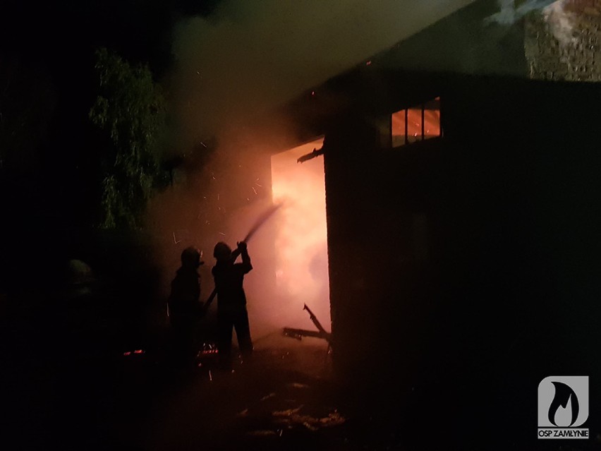 Pożar stodoły w Truskolasach. Spłonęły zbiory ZDJĘCIA 