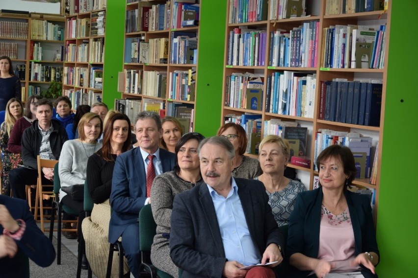 Pedagogiczna biblioteka w Starogardzie ma nową siedzibę ZDJĘCIA 