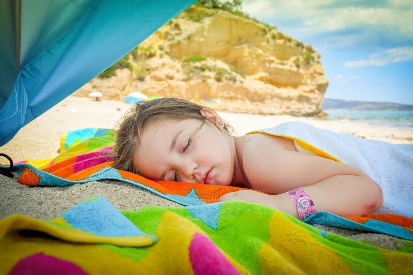 To idealna rzecz, którą warto zabrać ze sobą na plażę....