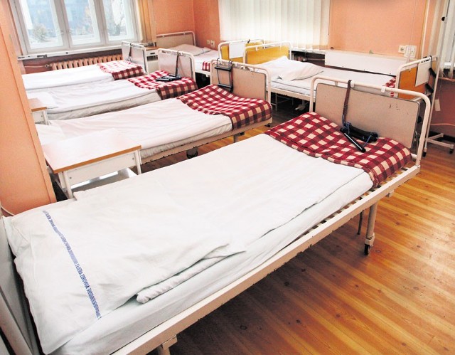 Bełchatowskie starostwo chce przeznaczyć 100 tys. zł na nowe łóżka dla szpitala.