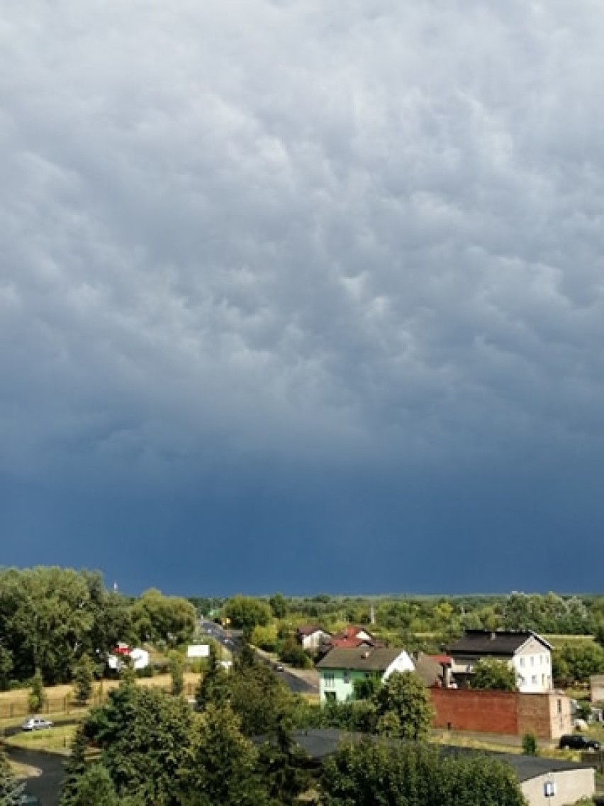 Burza przeszła nad Zduńską Wolą. Krótko, ale intensywnie