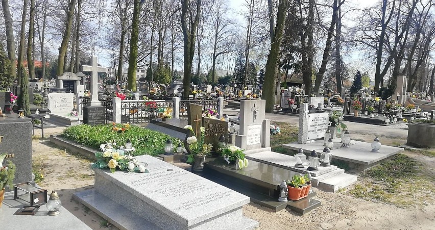 Czy wolsztynianie stosują się do zaleceń odnośnie odwiedzin zmarłych na cmentarzu?