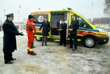 Nowy ambulans trafił do Grupy Ratownictwa Medycznego OSP Dąbrowa Górnicza-Śródmieście. To część projektu "Bezpieczny strażak"