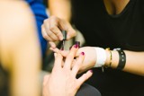 Piękny manicure w Świdniku. Sprawdź najciekawsze propozycje na wiosenne stylizacje