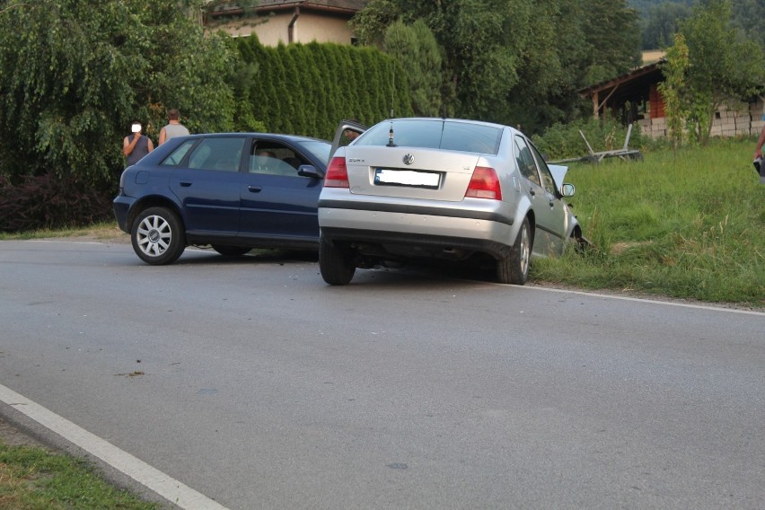 Wypadek w Bytomsku, dwie osoby zostały ranne [ZDJĘCIA]