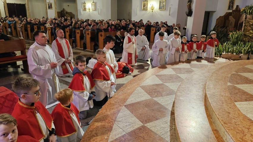 Liturgia Wielkiego Piątku w Kościele Świętej Barbary w...
