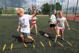 Sportowe wtorki na Orliku w Sierakowicach - zabawa dla dzieci, połączona z ćwiczeniami