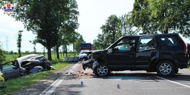 3 czerwca - Zofianka

7 osób rannych, w tym dwoje dzieci to skutek wypadku drogowego z udziałem trzech pojazdów. Zdarzenie miało miejsce w Zofiance Górnej (pow. janowski) na drodze krajowej K-74. Wszyscy kierujący byli trzeźwi.