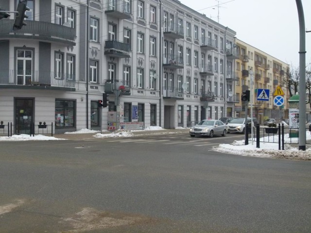 Zimowy krajobraz centrum Zduńskiej Woli ( 15.02.2021)