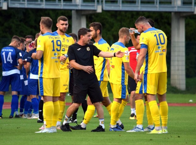 Marcin Nowacki przestał być trenerem Stali po trzech wysokich porażkach z rzędu.