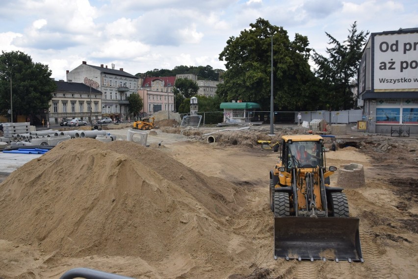 Odcinek dwóch ulic, który jest poddawany przebudowie, ma 1,5...